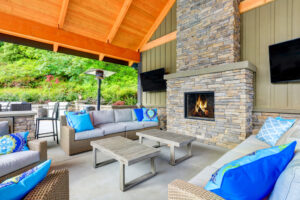 5 Outdoor Fire Features to Transform Your Outdoor Space, Fire Pit, Outdoor Kitchen, Creekstone Outdoor Living